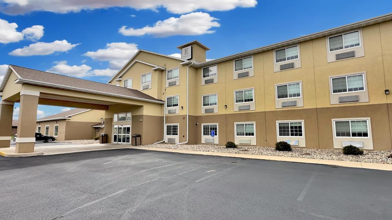 Estherville Hotel & Suites Exterior foto